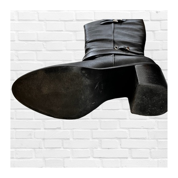 Steve Madden Edrea Black Knee High Boots Harness Buckle Side Zip Size 10 - Picture 7 of 9